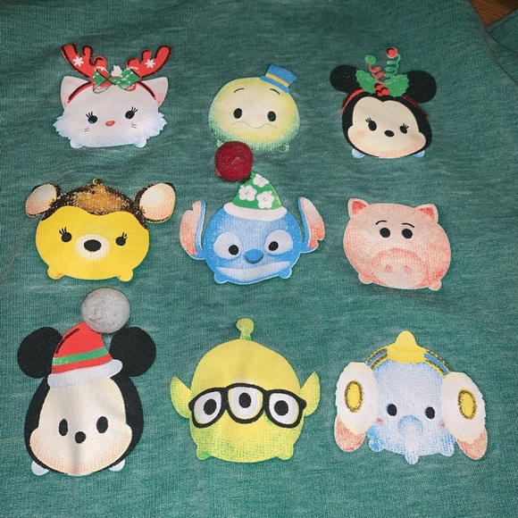 Disney’s tsum tsum girls Christmas sweater - Picture 2 of 4